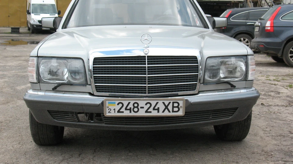 Mercedes-Benz S-Class 2
