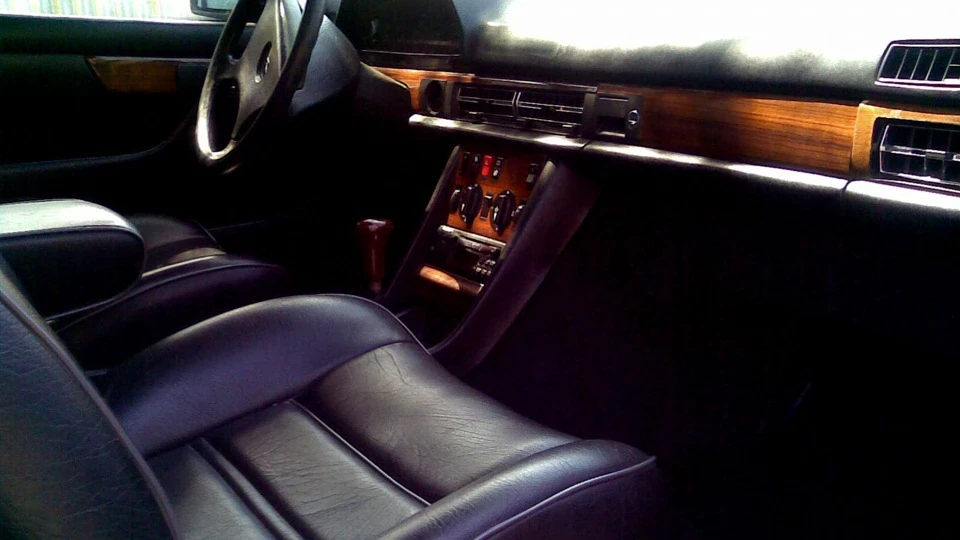 Mercedes-Benz S-Class 4