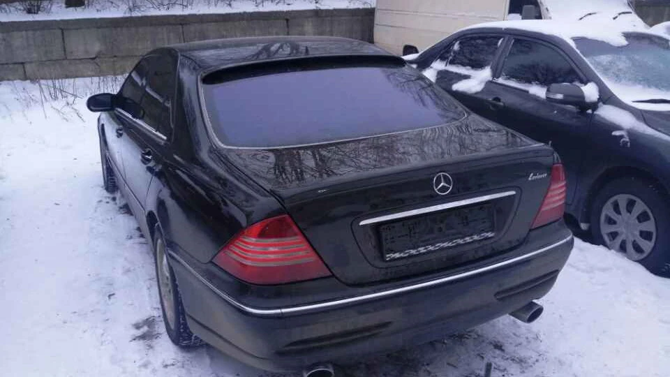 Mercedes-Benz S-Class 3