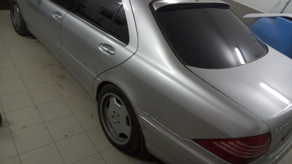 Mercedes-Benz S-Class