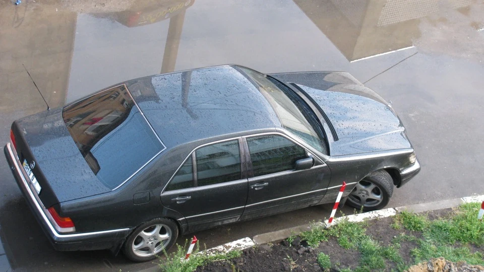 Mercedes-Benz S-Class 3
