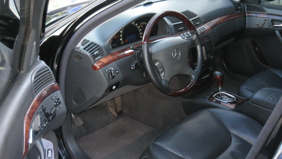 Mercedes-Benz S-Class 2