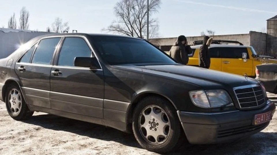 Mercedes-Benz S-Class 2