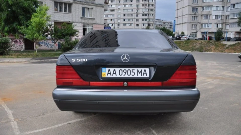 Mercedes-Benz S-Class 5