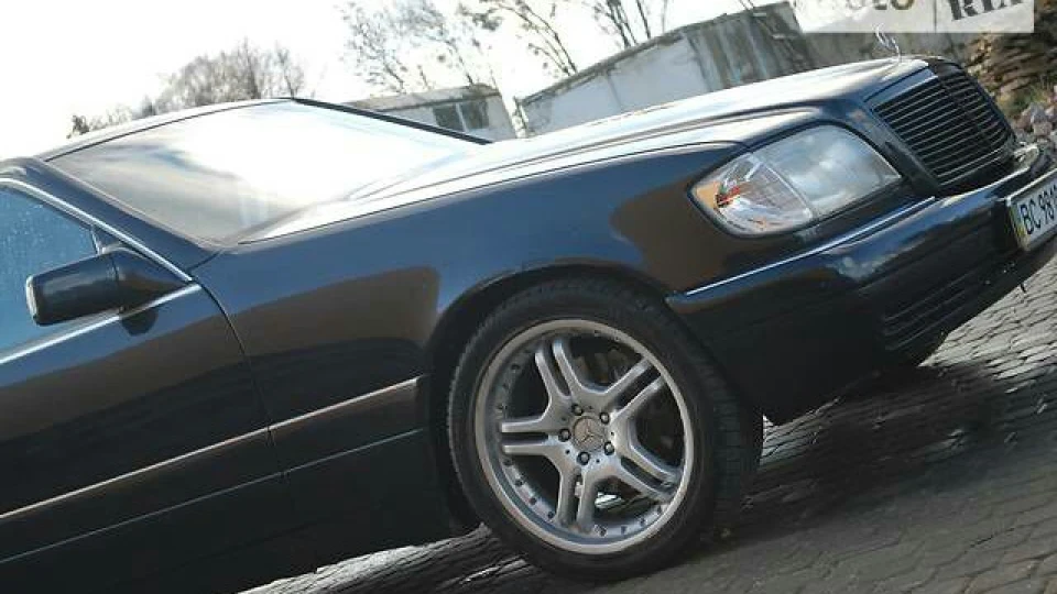 Mercedes-Benz S-Class 4
