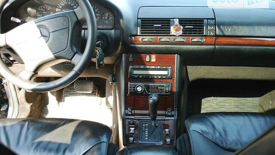 Mercedes-Benz S-Class 5