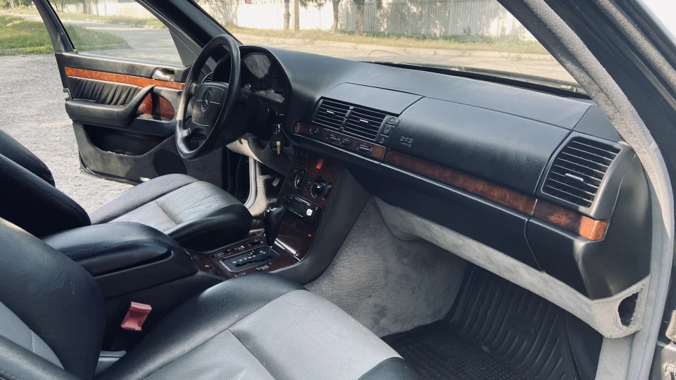 Mercedes-Benz S-Class 3