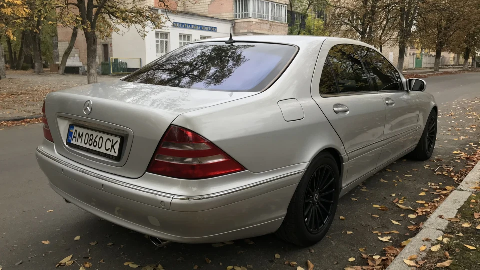 Mercedes-Benz S-Class 2