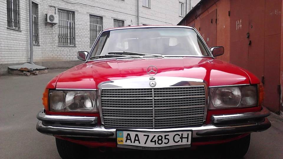 Mercedes-Benz S-Class 4