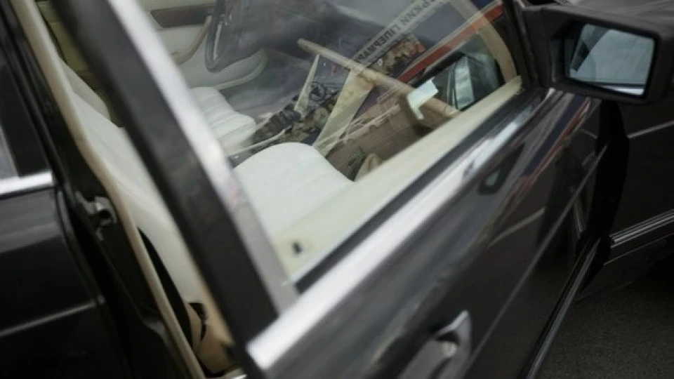 Mercedes-Benz S-Class 5