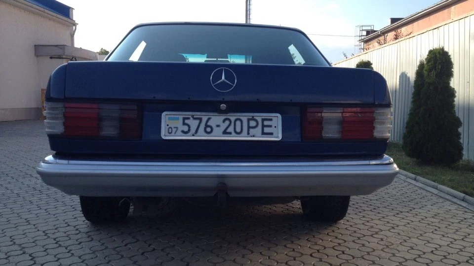 Mercedes-Benz S-Class 3