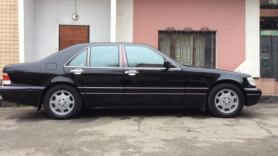 Mercedes-Benz S-Class 3