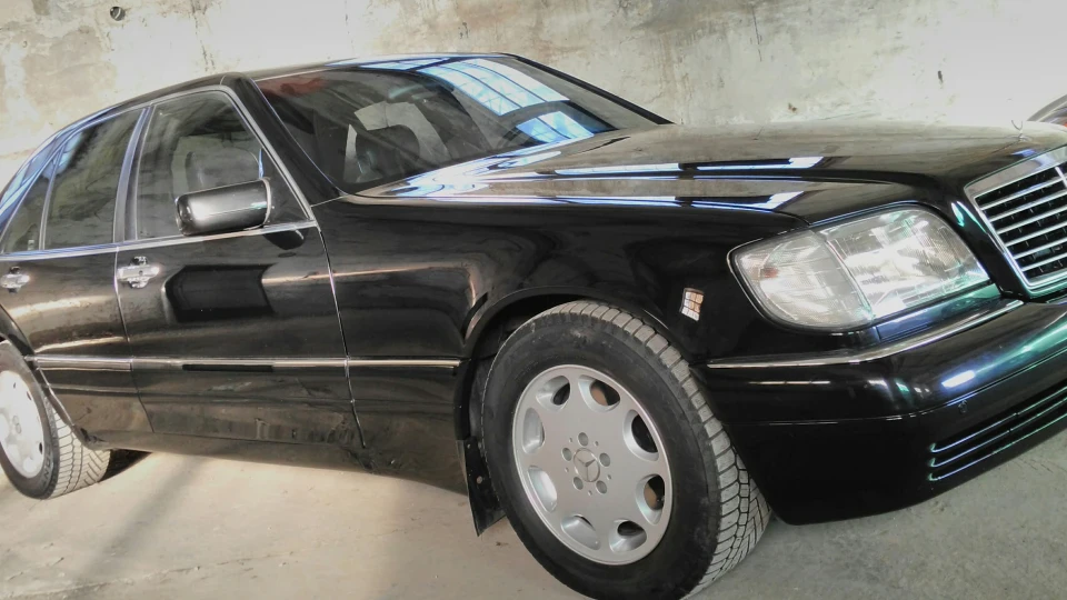 Mercedes-Benz S-Class 4