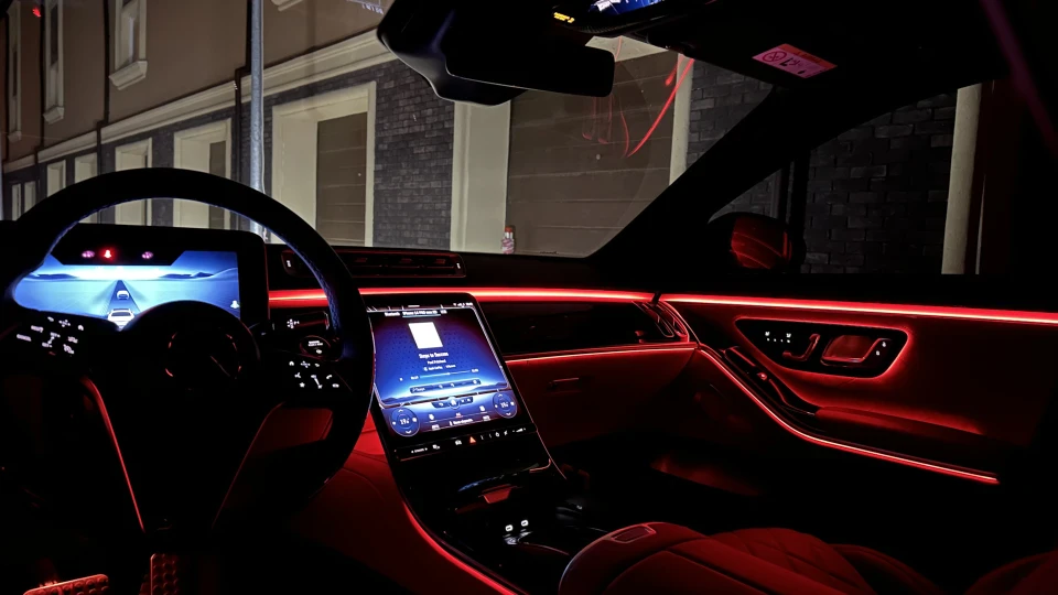 Mercedes-Benz S-Class 2
