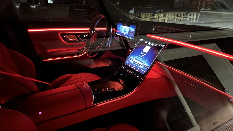 Mercedes-Benz S-Class 3