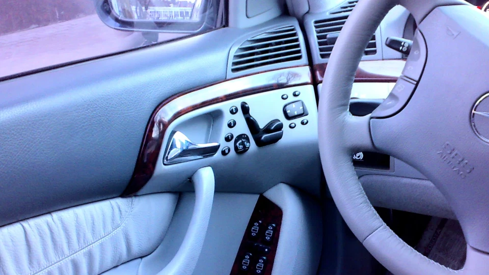 Mercedes-Benz S-Class 3