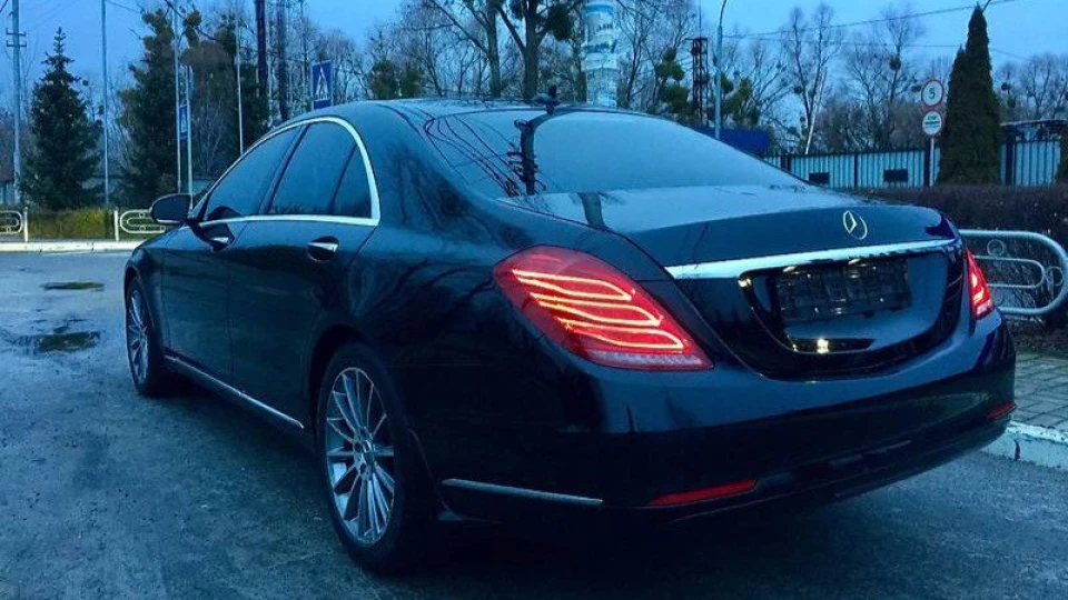 Mercedes-Benz S-Class 2