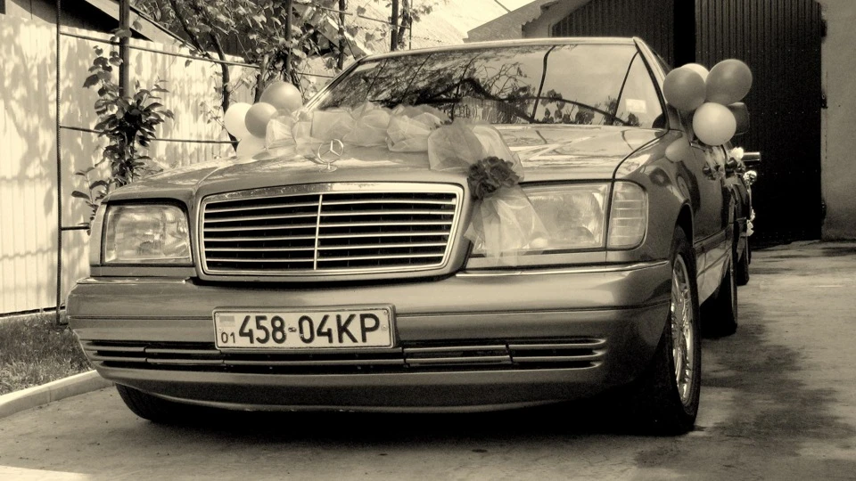 Mercedes-Benz S-Class 3