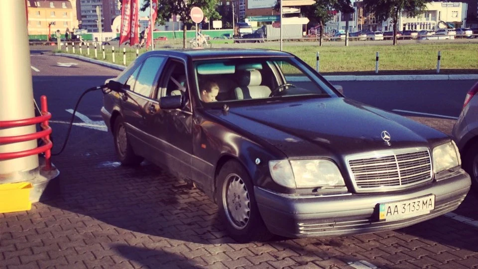 Mercedes-Benz S-Class 2