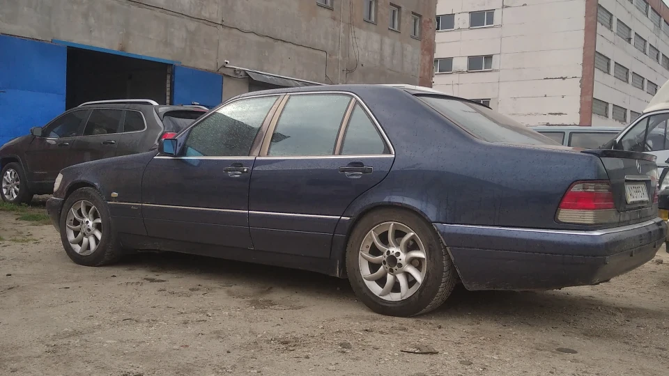 Mercedes-Benz S-Class 2
