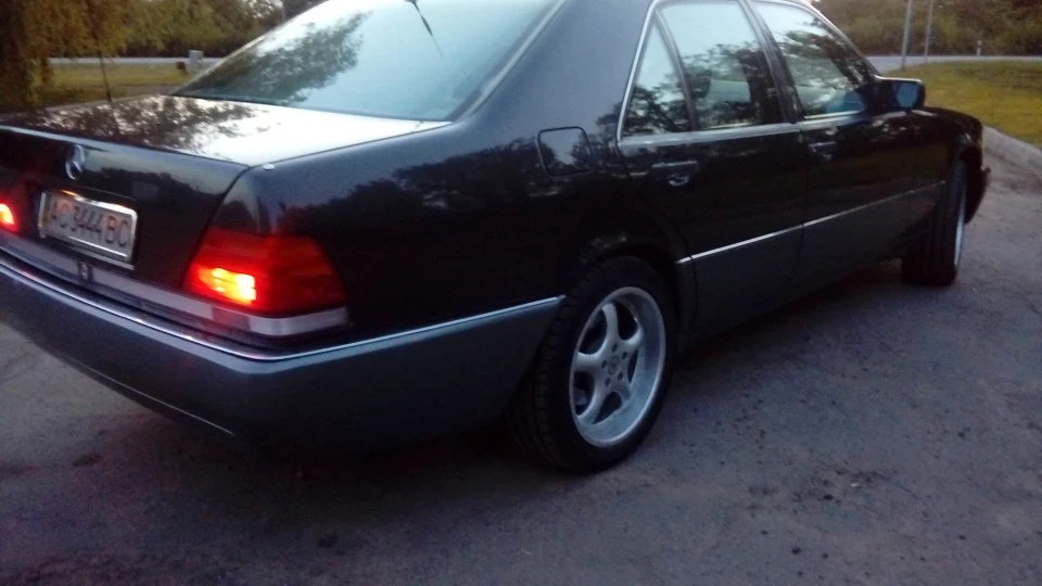 Mercedes-Benz S-Class 2