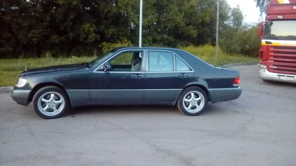 Mercedes-Benz S-Class 5