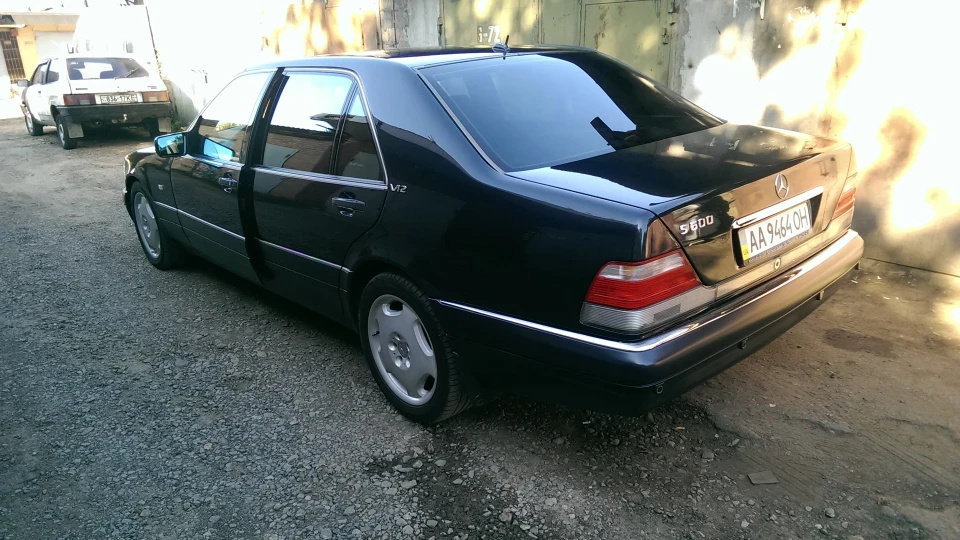 Mercedes-Benz S-Class 5