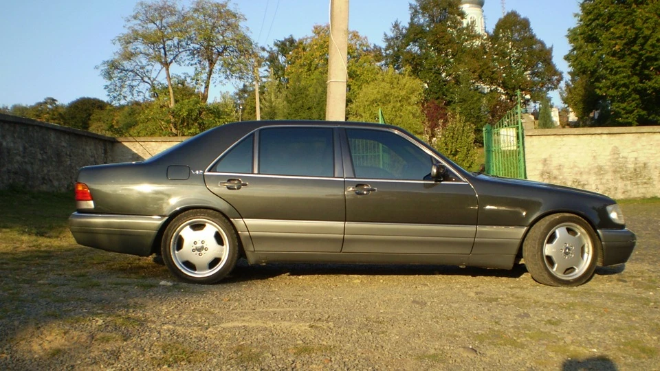 Mercedes-Benz S-Class 3