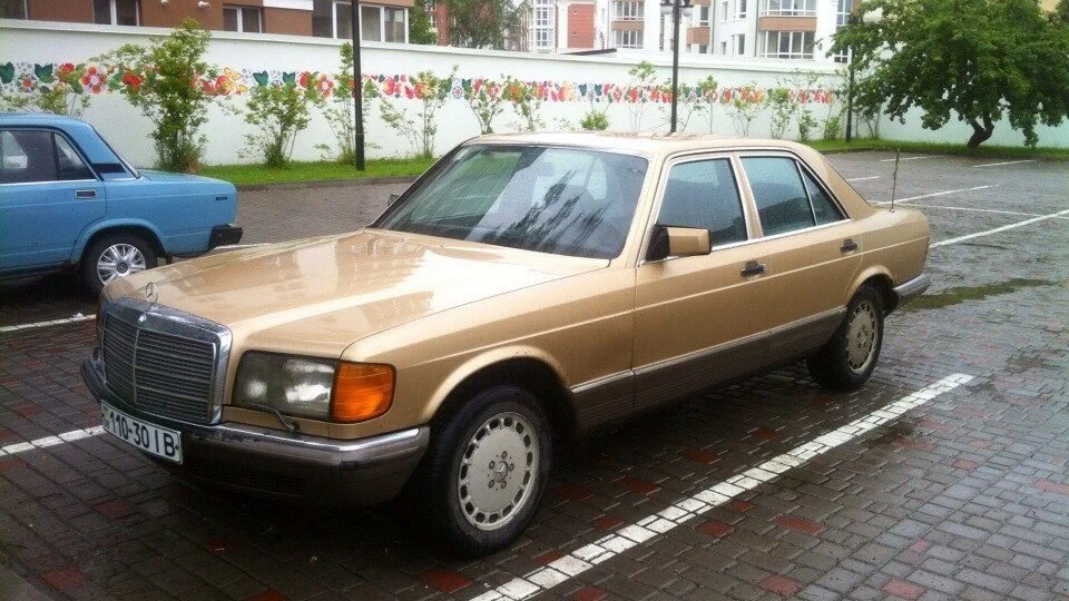 Mercedes-Benz S-Class 2
