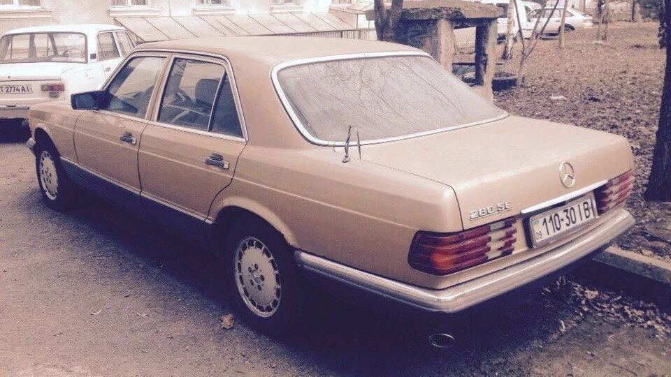 Mercedes-Benz S-Class 4