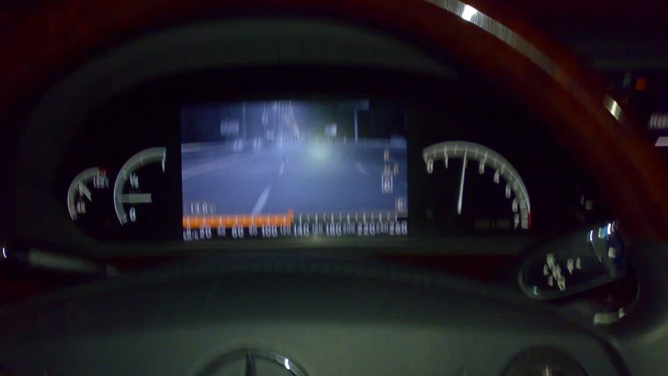 Mercedes-Benz S-Class 221 це треба спробувати