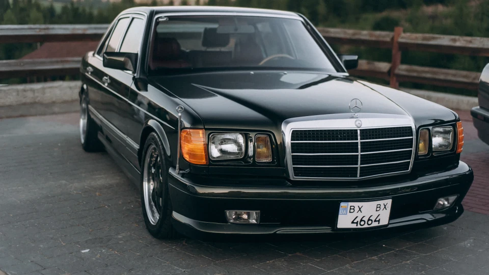 Mercedes-Benz S-Class 260 S 5