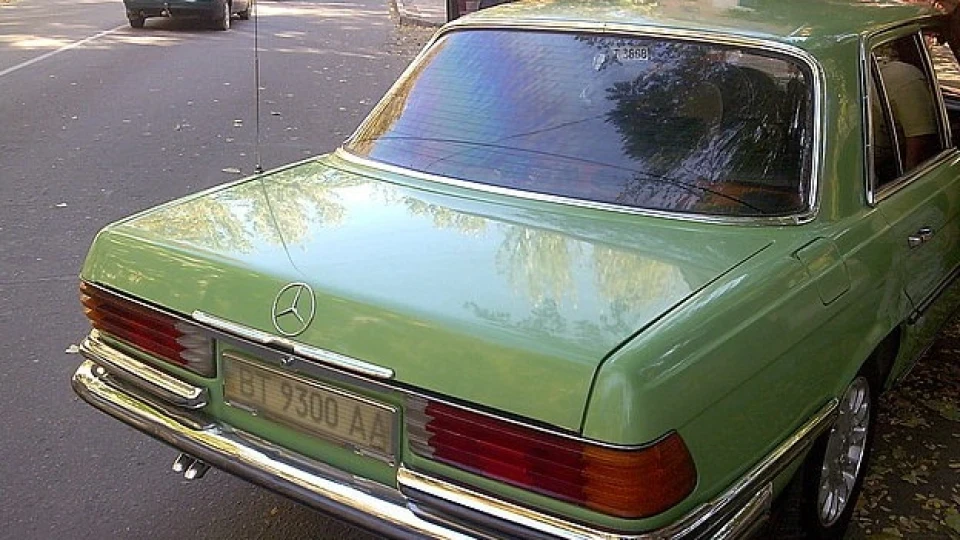 Mercedes-Benz S-Class 2.8 пажирач пального 3