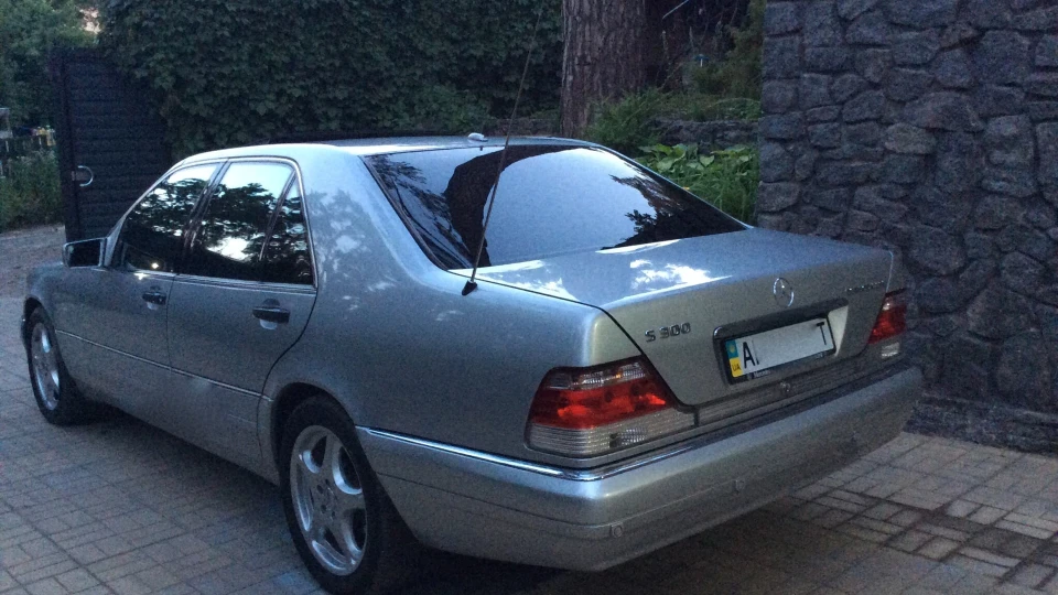 Mercedes-Benz S-Class 3.0 turbodiesel
