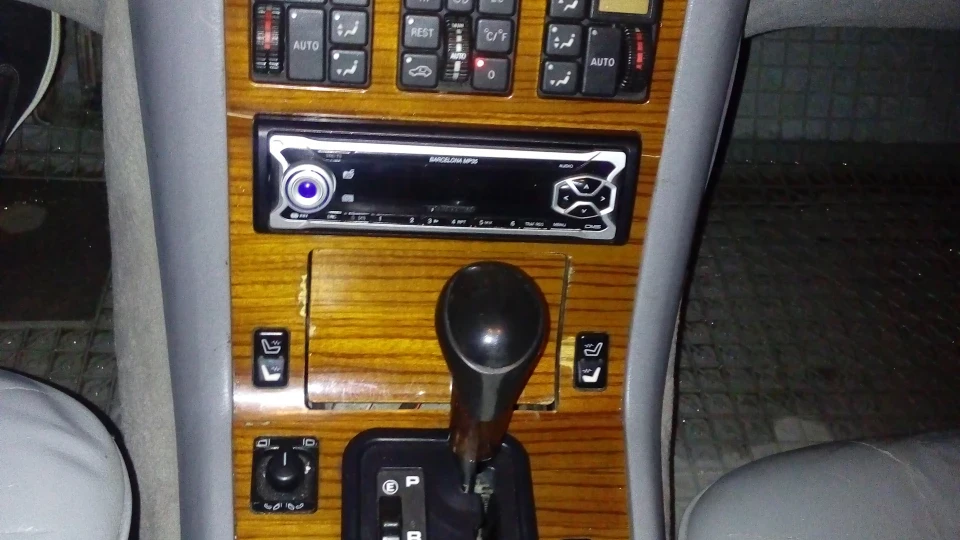 Mercedes-Benz S-Class 3.2 4