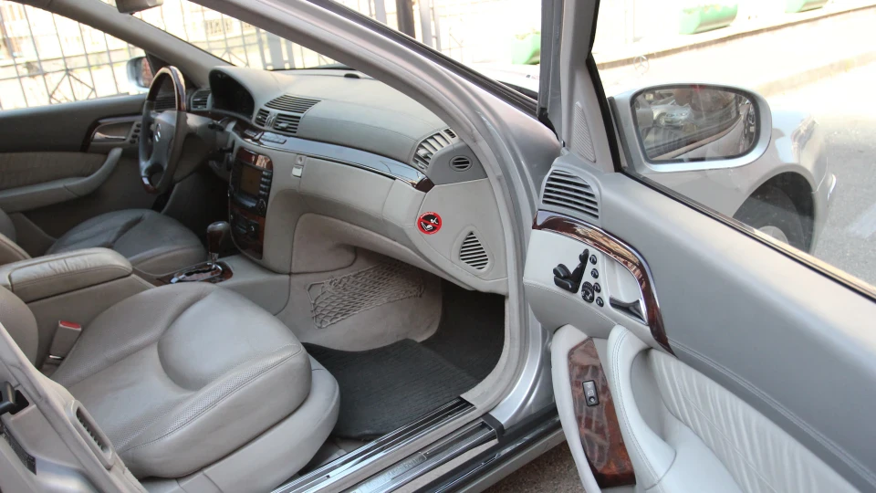 Mercedes-Benz S-Class 4-Matic 2