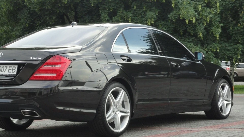 Mercedes-Benz S-Class 4 matic 5