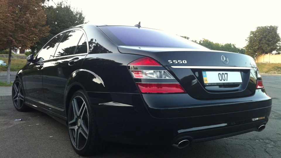 Mercedes-Benz S-Class 4-matic 3