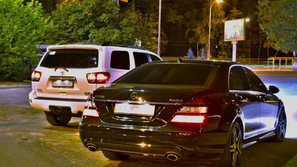 Mercedes-Benz S-Class 4-matic 5