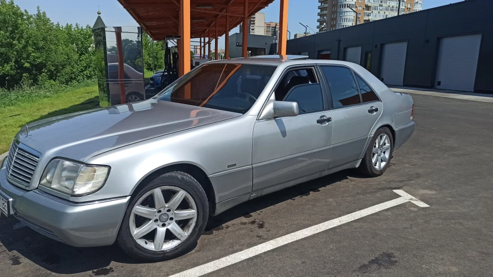 Mercedes-Benz S-Class 500 SE П'ятилітровий