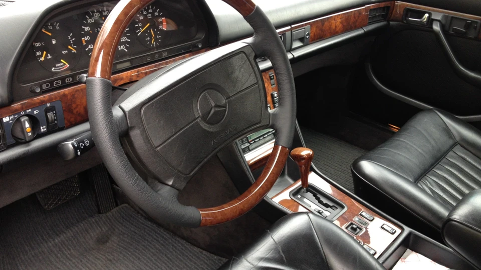 Mercedes-Benz S-Class 500 SE 5