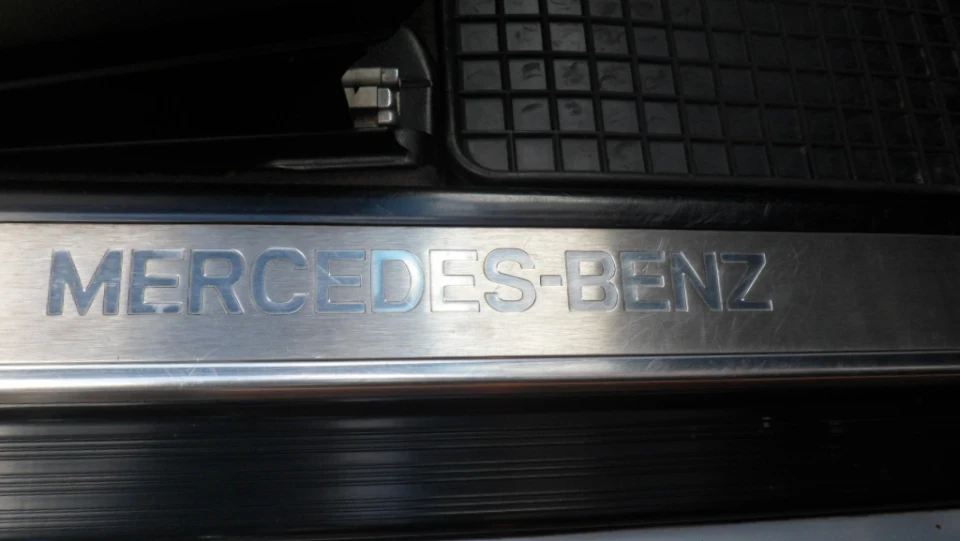 Mercedes-Benz S-Class 500 4