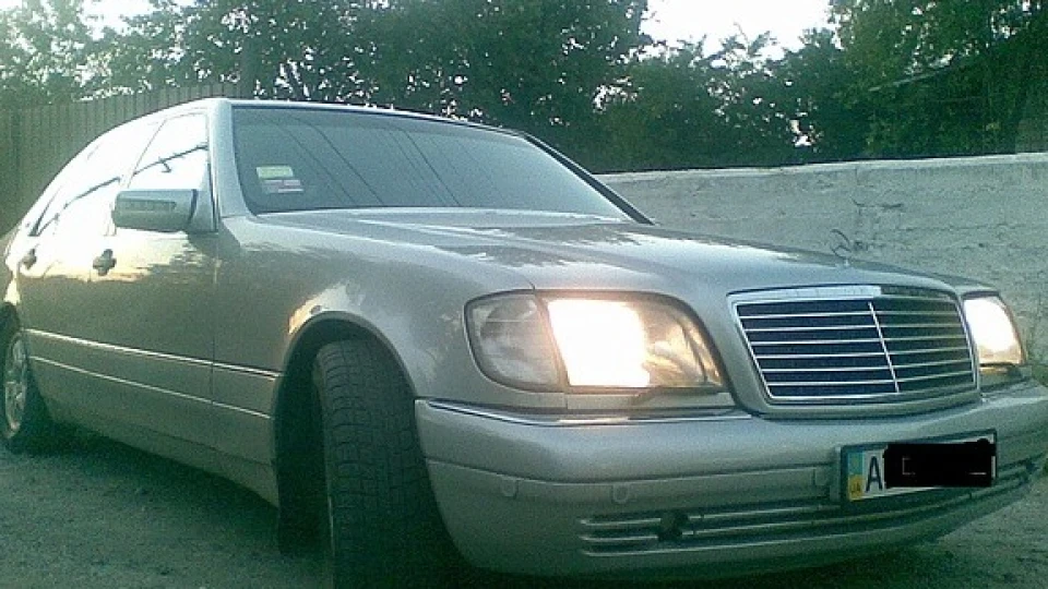 Mercedes-Benz S-Class 600 Long 2