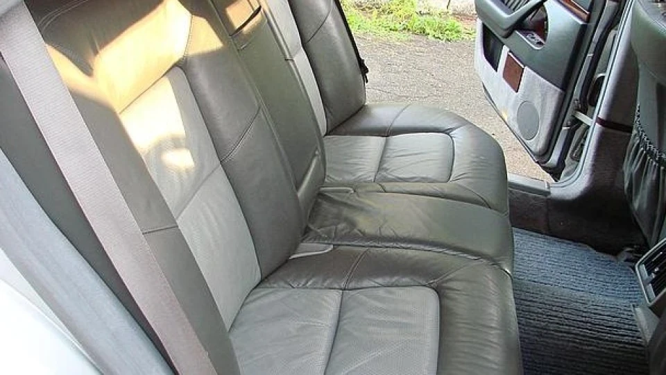 Mercedes-Benz S-Class 600 Long 5