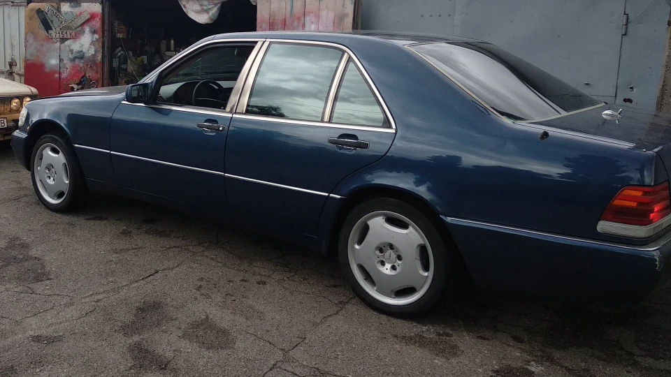 Mercedes-Benz S-Class 600 2