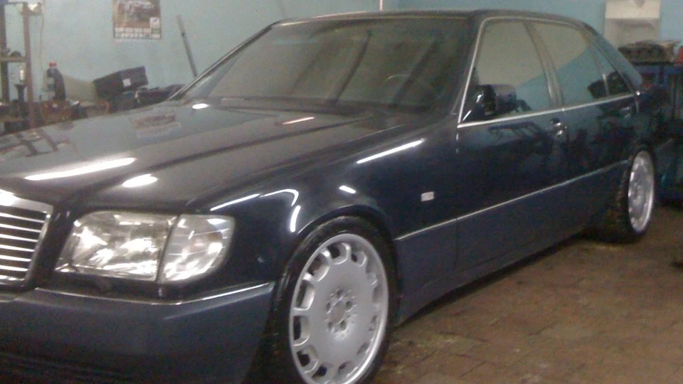 Mercedes-Benz S-Class 600SEL