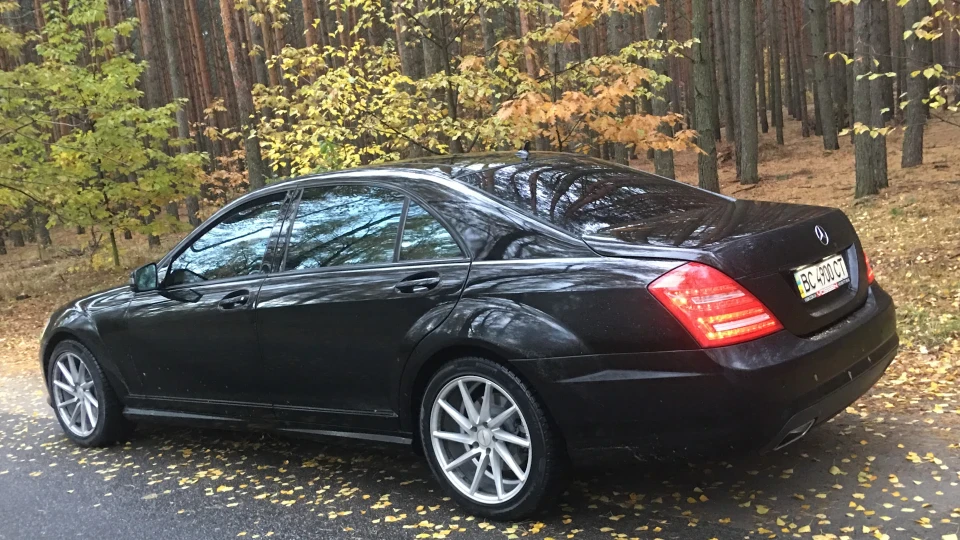 Mercedes-Benz S-Class AMG SPORT PACK (designo) 4