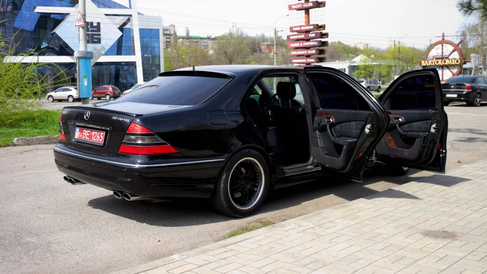 Mercedes-Benz S-Class ///AMG стайл 2