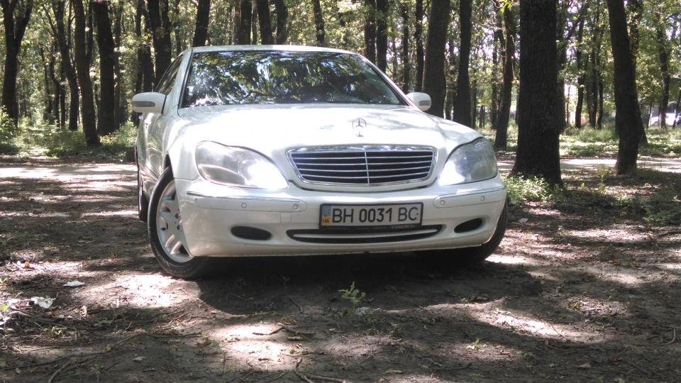 Mercedes-Benz S-Class Білий...білий 4.3 5