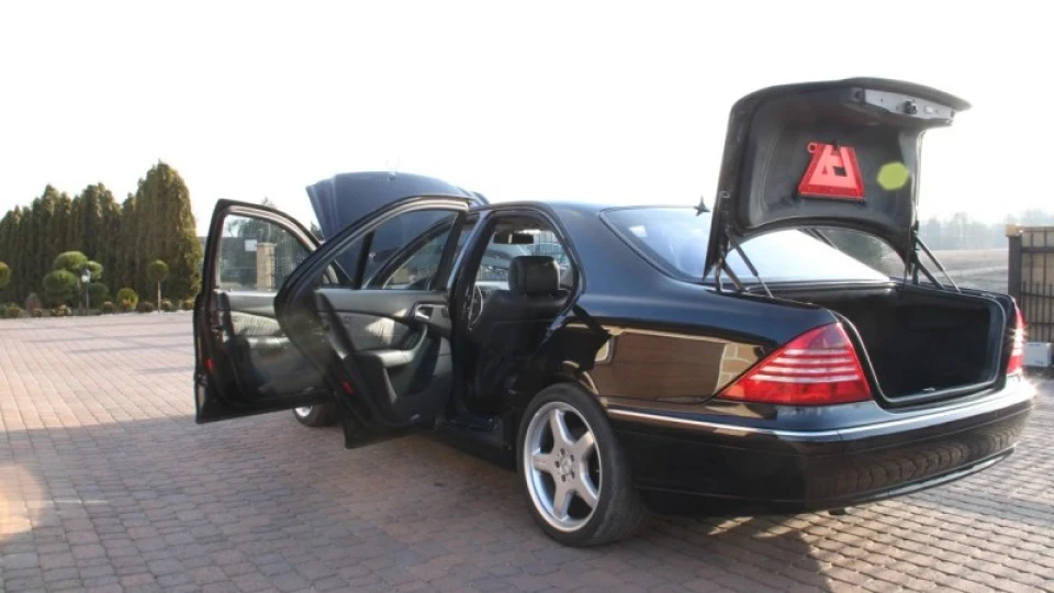 Mercedes-Benz S-Class Black paradise